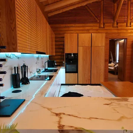 Beautiful House - Luxury For Rent
